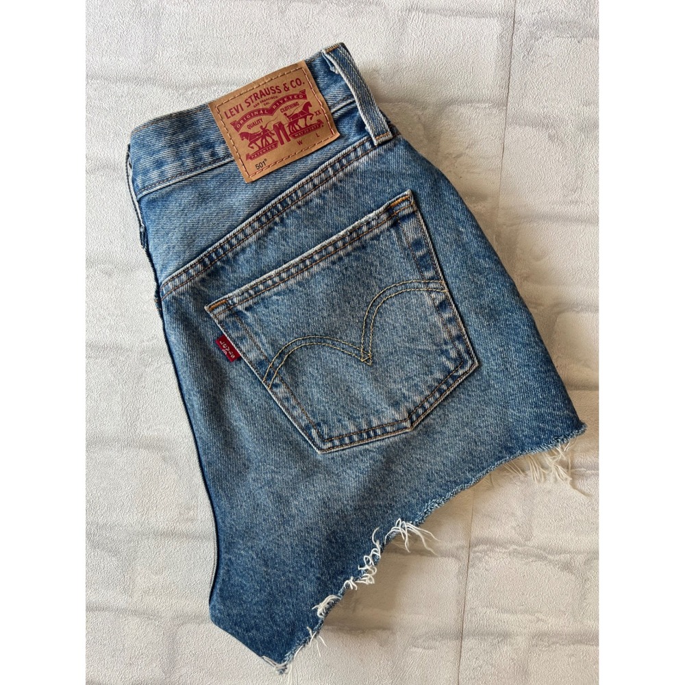 Levis 501 Original Cut Off Denim Shorts Blue Womens 28 Y2K western concert